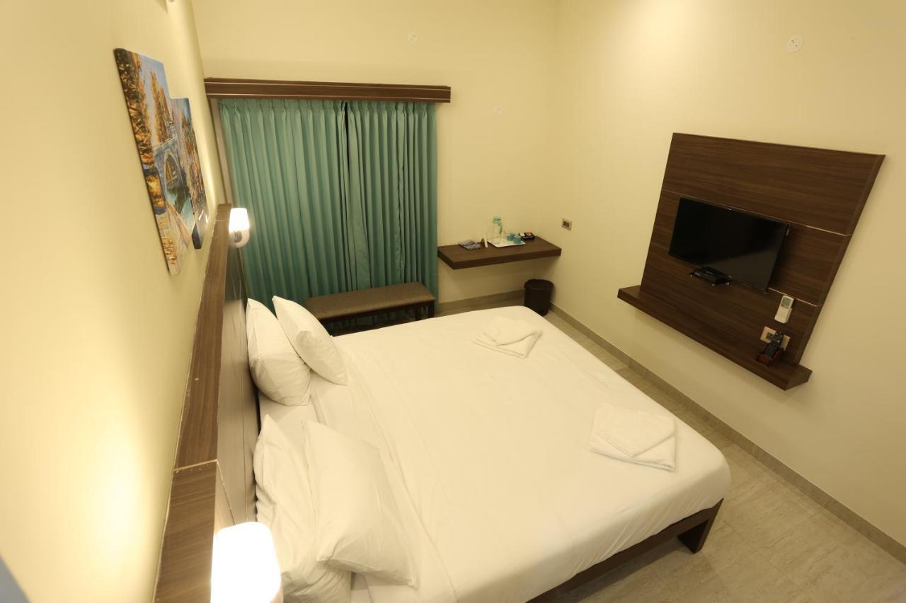 Tiruchirappalli Minas Manor酒店 外观 照片
