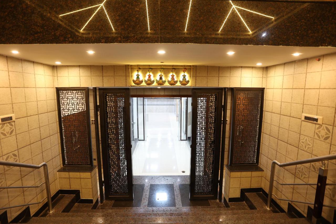 Tiruchirappalli Minas Manor酒店 外观 照片